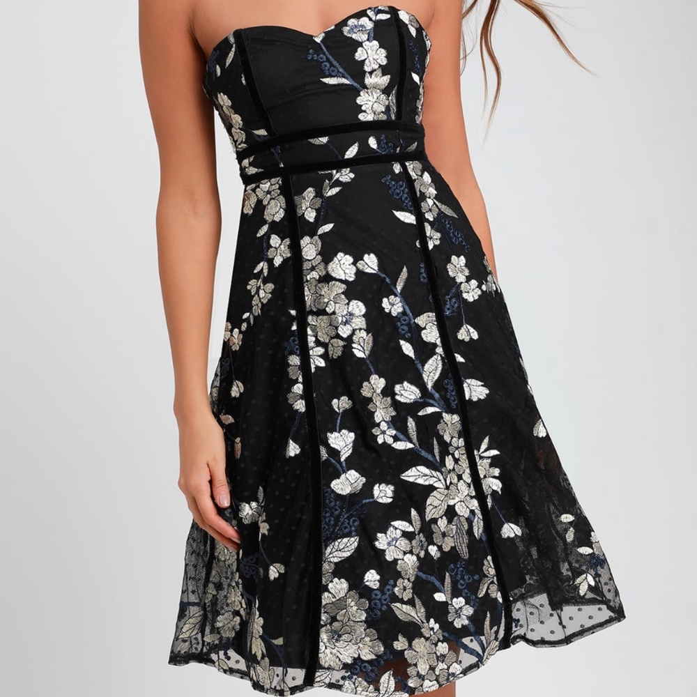Constance Black Floral Embroidered Strapless Midi Dress